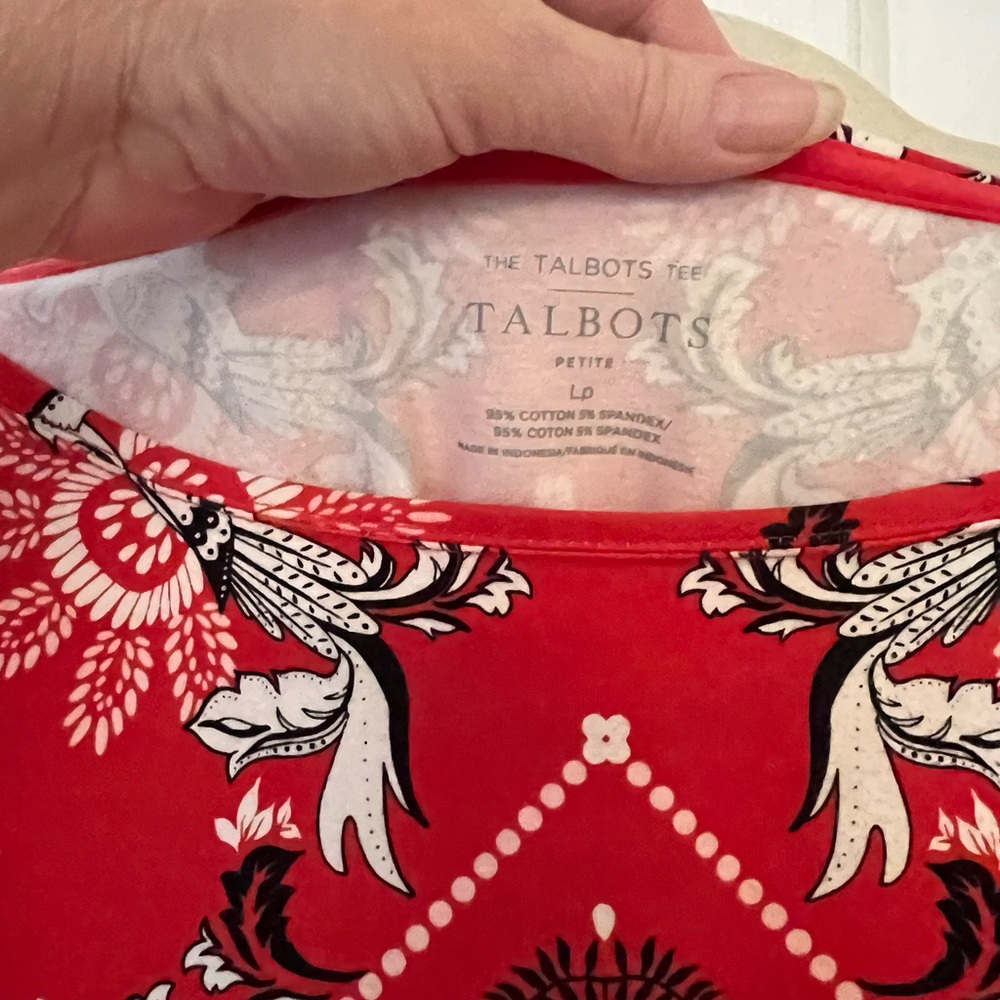 Talbots Red, Black & White Bird/Floral Long Sleeve Top Size LP - Picture 2 of 6